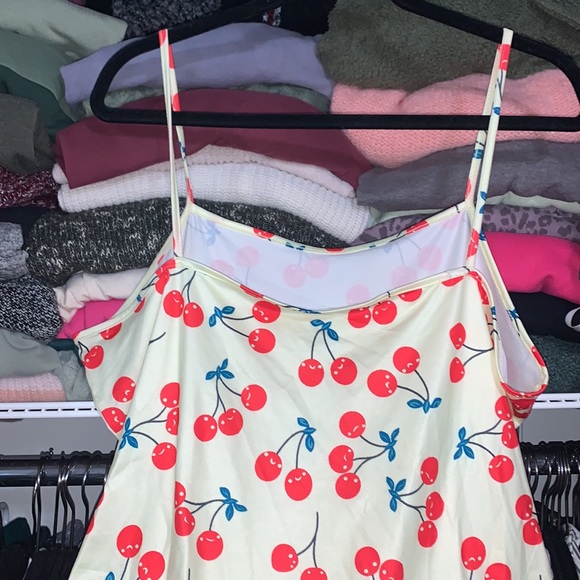 Cherry🍒 Bodysuit - Picture 2 of 5